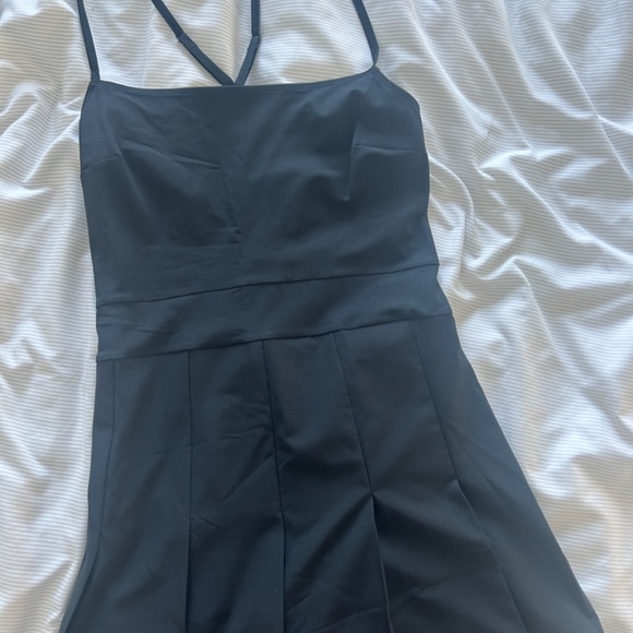 Abercrombie and Fitch traveller Dress - Picture 3 of 5